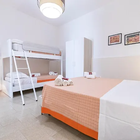 Punta Prosciutto Bed Torre Lapillo