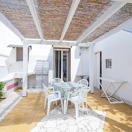 Punta Prosciutto Bed Guest house *