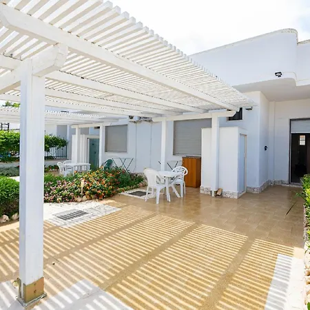 Guest house Punta Prosciutto Bed Torre Lapillo